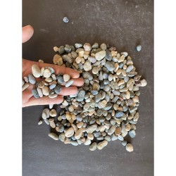 Renkli Akvaryum Süs Çakıl Taşı (1-2 cm / 5 kg) – Tamburlanmış Dekoratif Taş