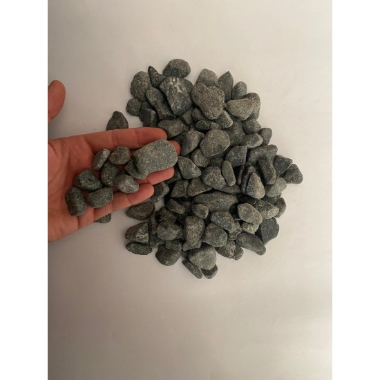 Bazalt / Siyah / Dolomit (2 -4 CM. BOY / 3 KG.) Dekoratif Çakıl Taşı.