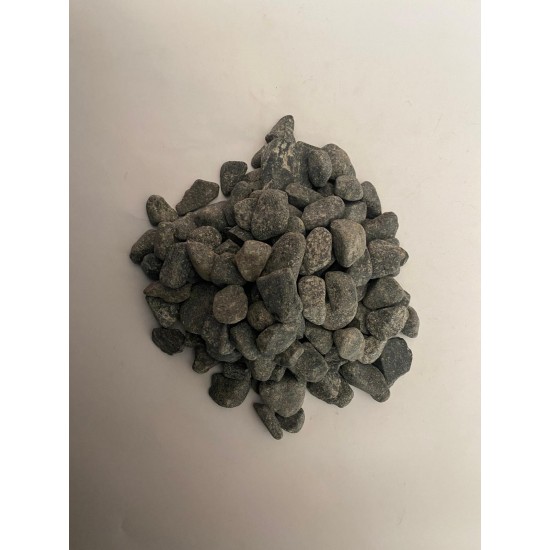 Bazalt / Siyah / Dolomit (2 -4 CM. BOY / 3 KG.) Dekoratif Çakıl Taşı.