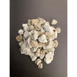  Beyaz / Ponza / Volkanik / Taş ( 2.5 cm. Boyda / 3 LT )